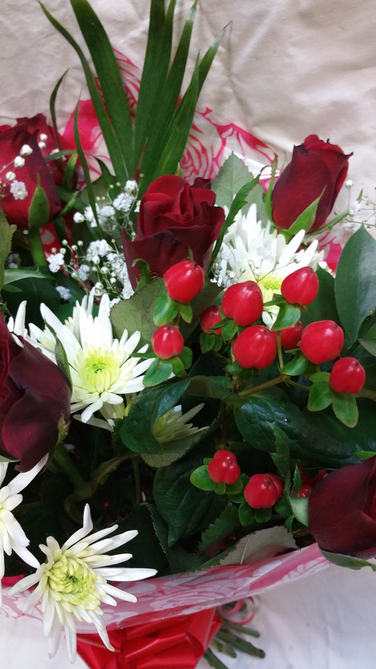 Valentine's Aqua Box Bouquet (1)